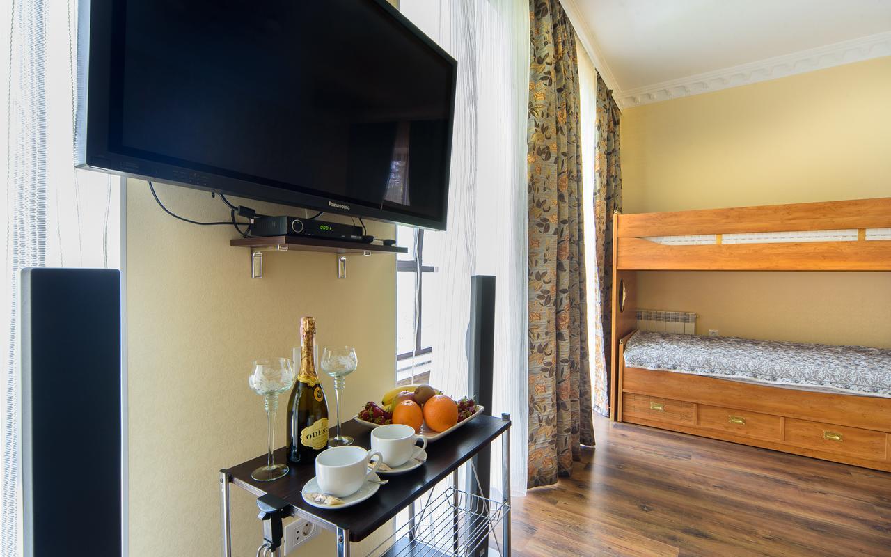 Hotel Fusion Odessza Kültér fotó